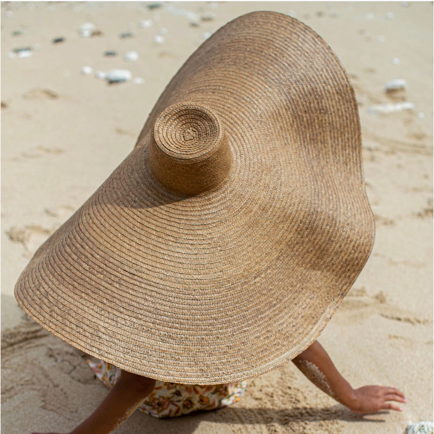 Solana Oversized Straw Hat in Beige