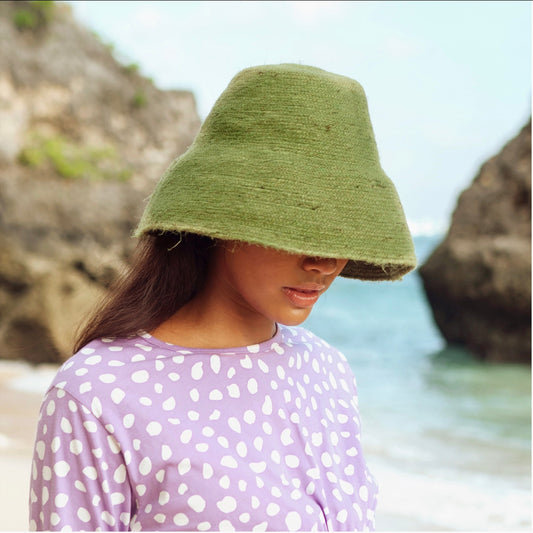 Naomi Jute Beach Straw Hat in Matcha Green